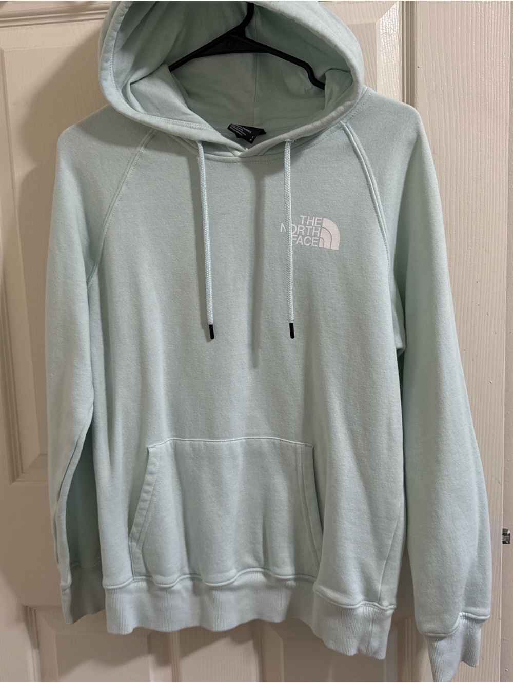 The Northface Women’s Light Mint Green Pullover Hoodie